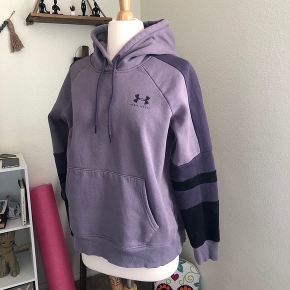 Under Armour Sweaters - Women’s Under Armour Hoodie